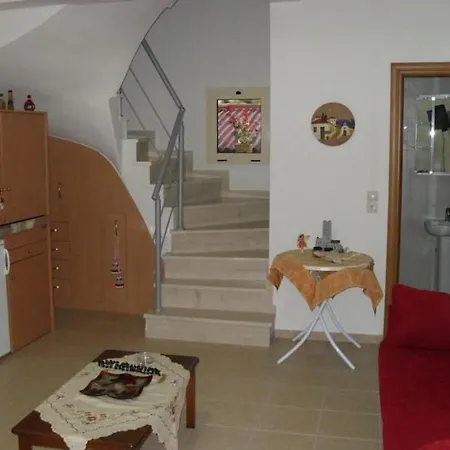 Manoleas Villas- 1 Апартаменты